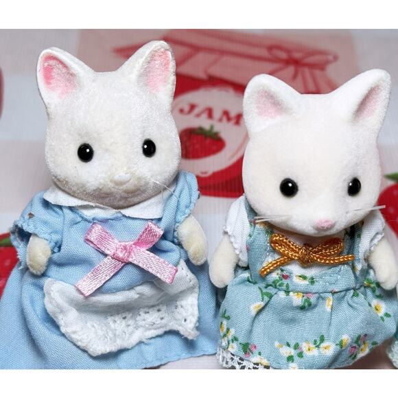 Vtg Sylvanian Families 10 Silk Cat Figures Baby Twins Kitten Calico Critters Lot - Picture 13 of 14